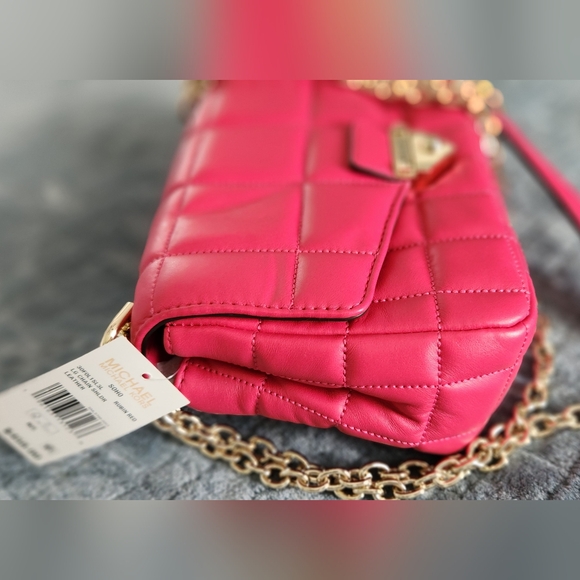 ⭐️ Host Pick ⭐️ NWT Michael Kors SoHo Quilted Leather Large Shoulder Bag - Picture 7 of 12